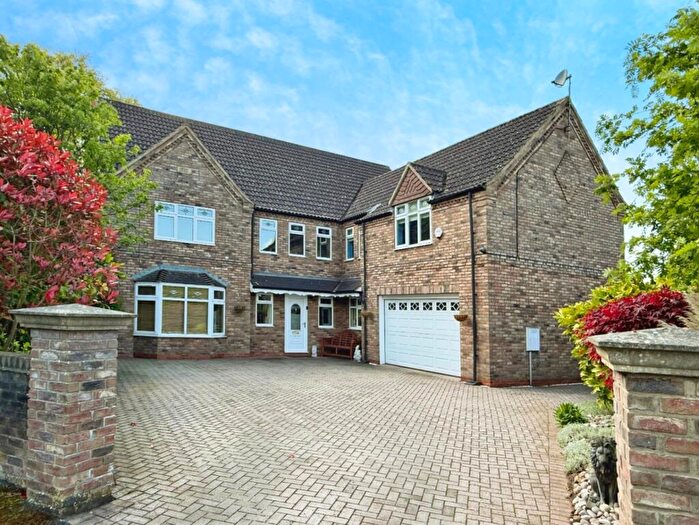 7 Bedroom Detached House For Sale In Curtis Close, Barton-Upon-Humber, Lincolnshire, DN18