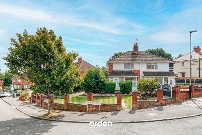 3 Bedroom Semi Detached House For Sale In Sandmere Grove, Birmingham, B14