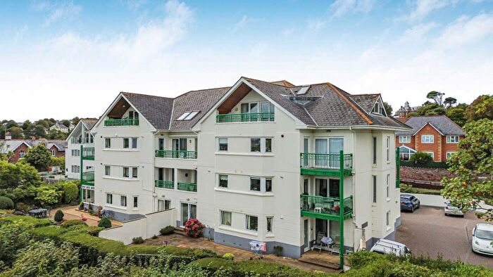 2 Bedroom Flat For Sale In Seaway Lane, Torquay, Devon, TQ2