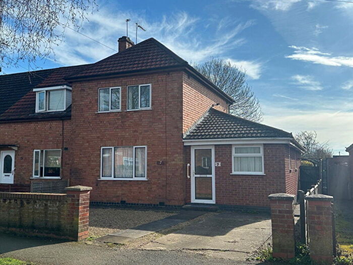 3 Bedroom End Of Terrace House For Sale In Hazelwood Road, Corby, Northamptonshire, NN17