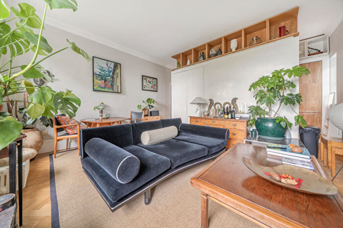 2 Bedroom Apartment For Sale In Sydenham Hill, London, SE26