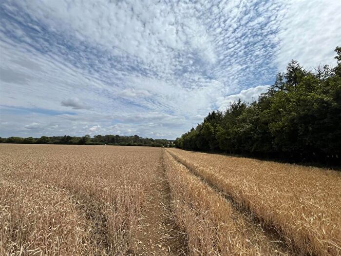 Land For Sale In Barnsley, Gloucestershire, GL7