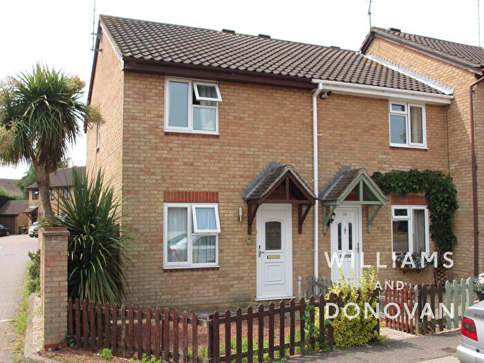 2 Bedroom Semi-Detached House To Rent In Barnwell Drive, Hockley, SS5