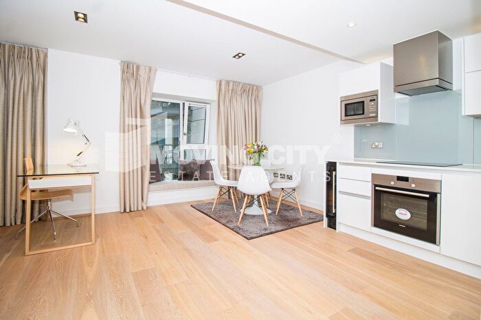 Studio To Rent In Avantgarde Place, Courtyard Apartments, E1