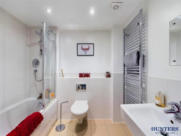 3 Bedroom Semi-Detached House For Sale In Wicstun Way, Market Weighton, York, YO43