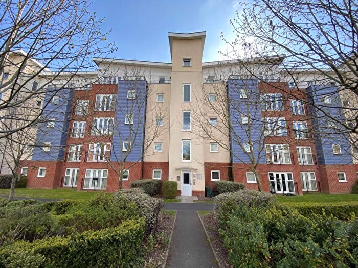 1 Bedroom Flat To Rent In Alexander Square, Eastleigh, SO50