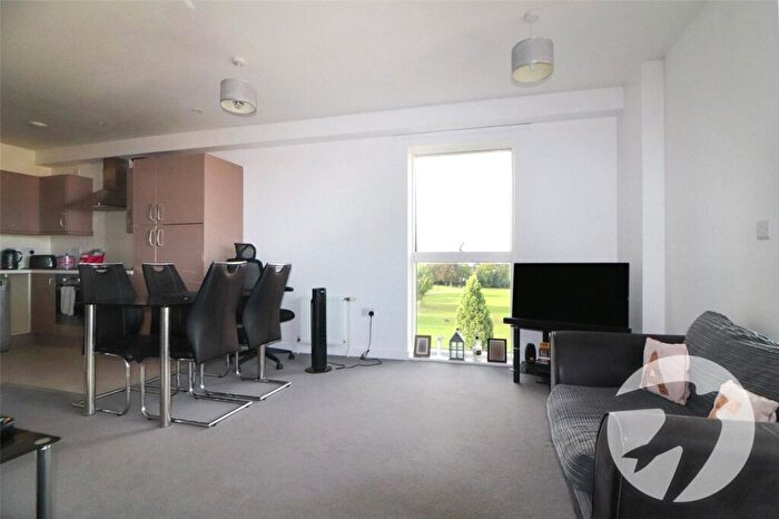 1 Bedroom Flat For Sale In Larner Road, Erith, DA8