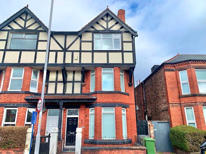 4 Bedroom Semi Detached House For Sale In Woodchurch Lane, Birkenhead, Merseyside, CH42