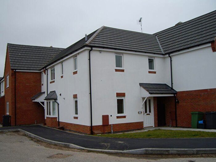 2 Bedroom Apartment To Rent In Drage Close, Lutterworth, LE17