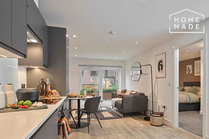 1 Bedroom Flat To Rent In Sweet St, Holbeck, LS11