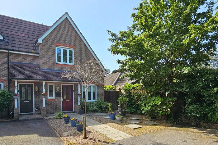 2 Bedroom Semi-Detached House For Sale In The Acorns, Denmead, PO7