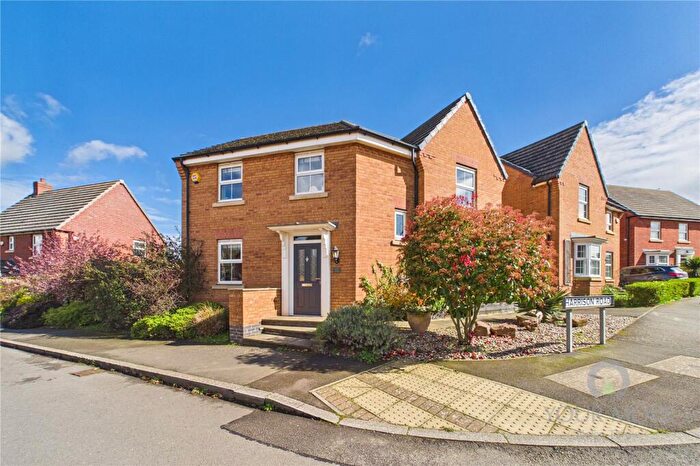 3 Bedroom Detached House For Sale In York Way, Harlestone Manor, Northampton, Northamptonshire, NN5