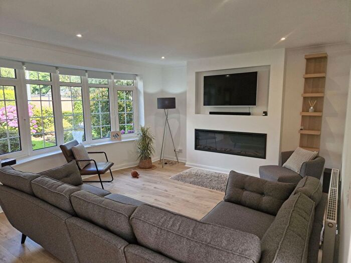 3 Bedroom Semi-detached House To Rent In Lodge Court, Mottram, Hyde, SK14