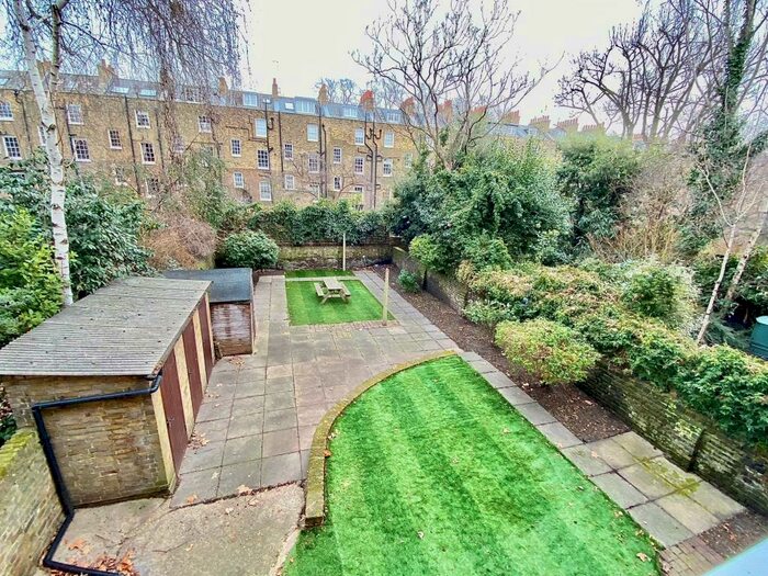 2 Bedroom Flat To Rent In Rhondda Grove, London, E3