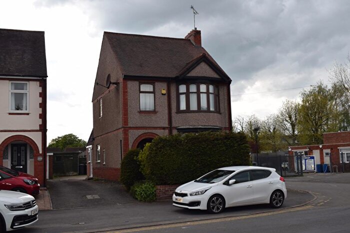 3 Bedroom Detached House To Rent In Attleborough Road, Nuneaton, CV11