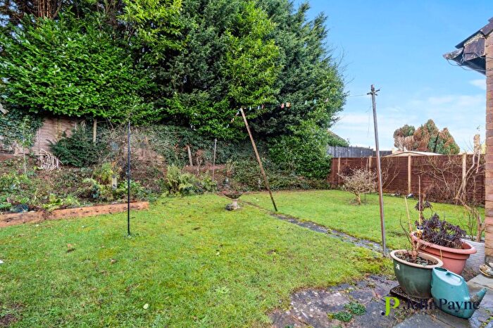 2 Bedroom Bungalow For Sale In Seymour Close, Whitley, Coventry, CV3