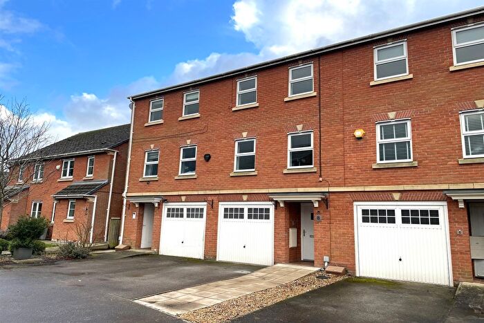 3 Bedroom Town House For Sale In Marion Drive, Mobberley, Knutsford, WA16
