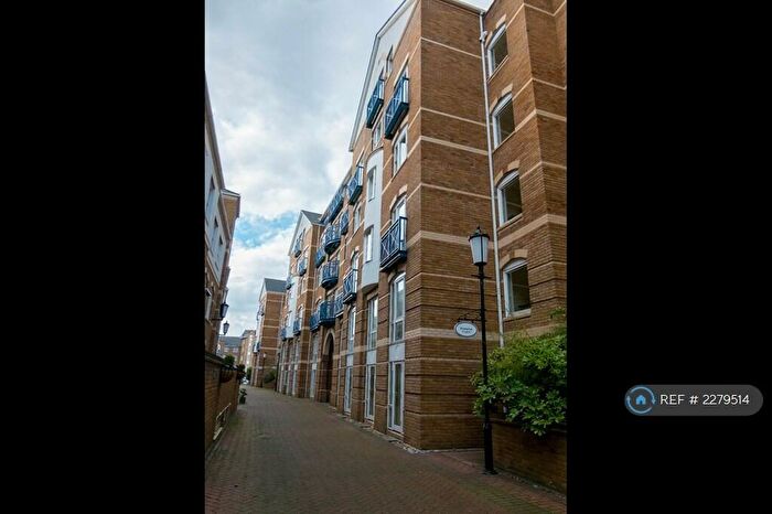 1 Bedroom Flat To Rent In King And Queen Wharf, London, SE16