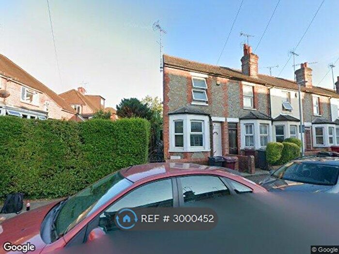 3 Bedroom End Terrace House To Rent In Brighton Road, Reading, RG6