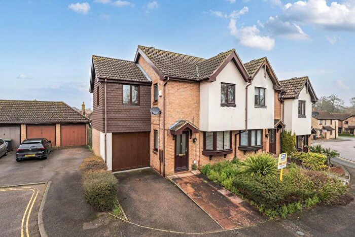 3 Bedroom End Of Terrace House For Sale In Middle Mill Road, East Malling, West Malling, ME19