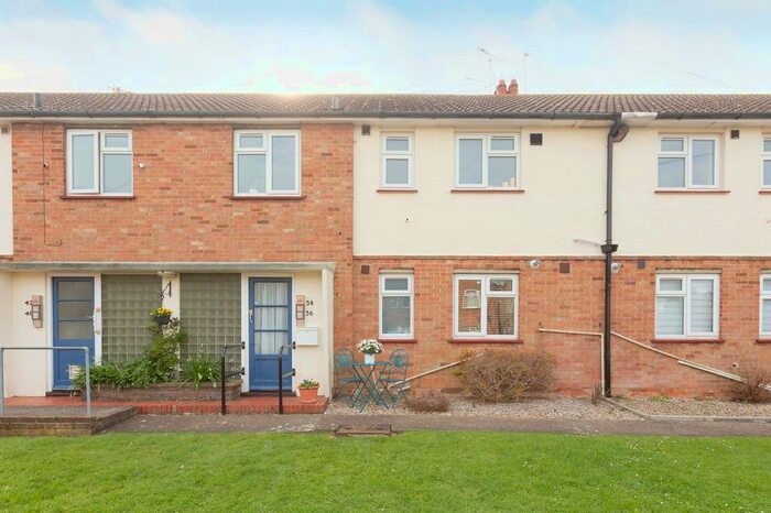 1 Bedroom Flat To Rent In Charing Crescent, Westgate-On-Sea, CT8