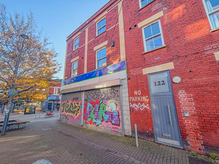 2 Bedroom Apartment To Rent In East Street, Bedminster, Bristol, Somerset, BS3