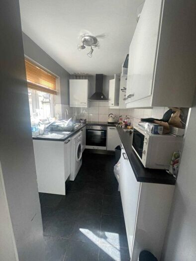 3 Bedroom Terraced House To Rent In Edgeworth Drive, Manchester, M14