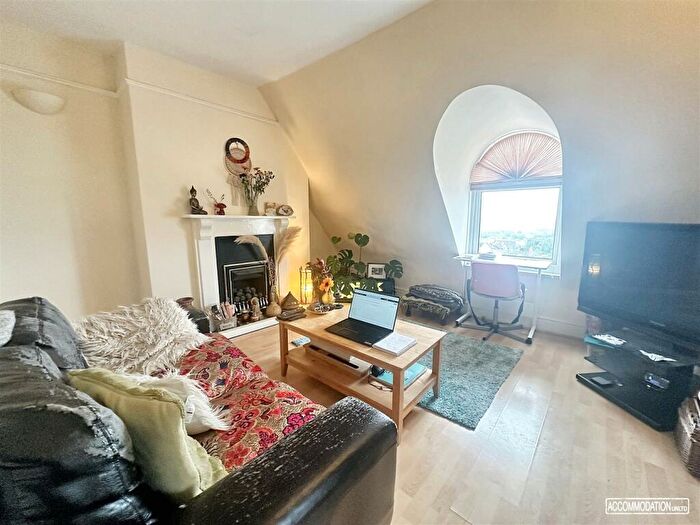 2 Bedroom Flat To Rent In Cromwell Road St Andrews Bristol, BS6