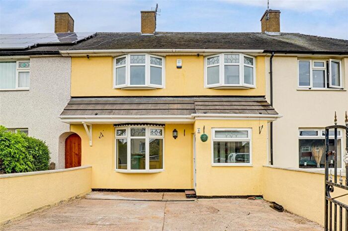 3 Bedroom Terraced House For Sale In Colley Moor Leys Lane, Nottingham, NG11