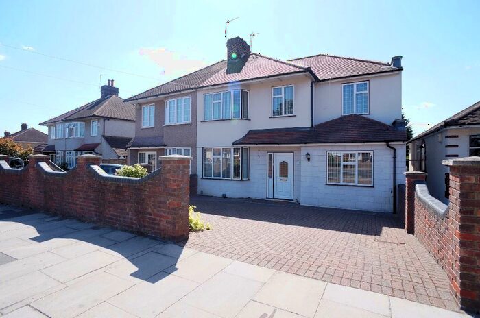 5 Bedroom Semi-Detached House To Rent In Bedonwell Road, Belvedere, DA17