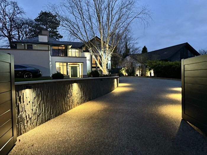 6 Bedroom Detached House For Sale In Barry Rise, Bowdon, WA14