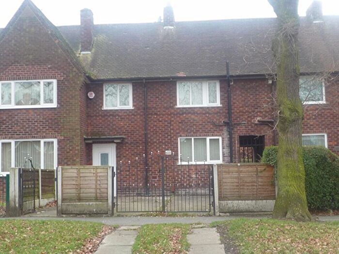 3 Bedroom Terraced House To Rent In Gladeside Road Wythenshawe Manchester, M22