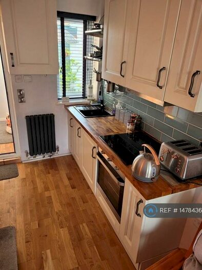 1 Bedroom End Of Terrace House To Rent In High Street, Topsham, EX3