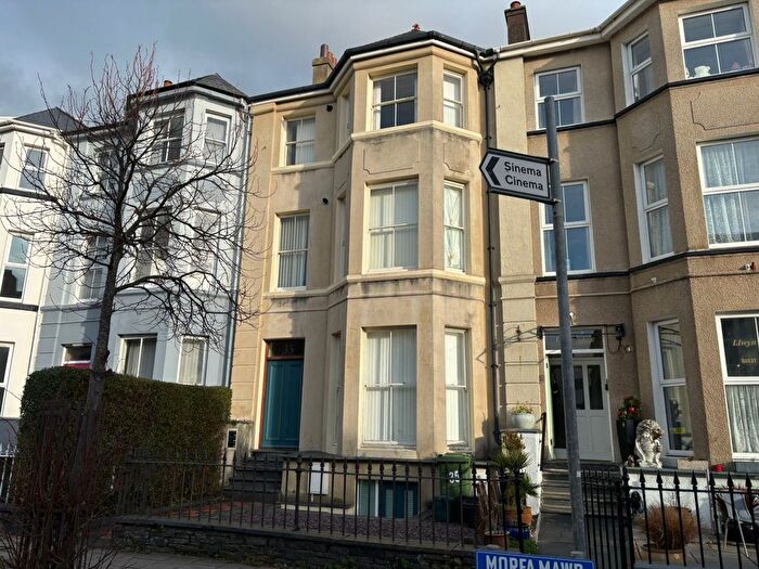 1 Bedroom Flat To Rent In Queens Road, SY23