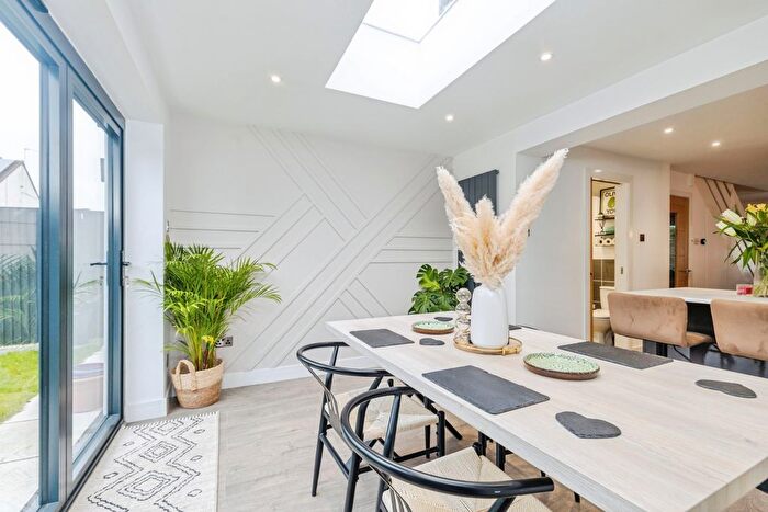 2 Bedroom Semi-Detached House For Sale In Chedworth Close, Lincoln, LN2