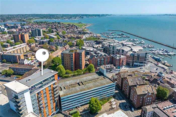 2 Bedroom Penthouse For Sale In High Street, Poole, Dorset, BH15