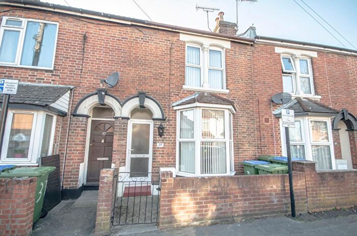 3 Bedroom Terraced House To Rent In Radcliffe Road, Northam, Southampton, SO14