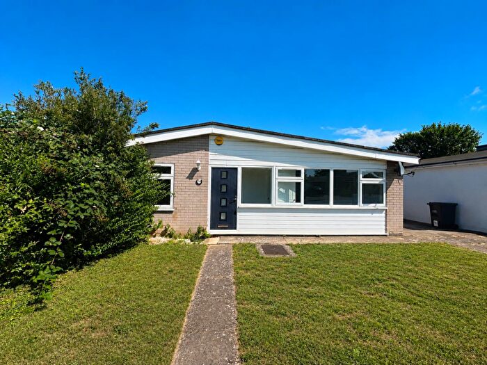 2 Bedroom Detached Bungalow For Sale In Queens Drive, Mildenhall, IP28