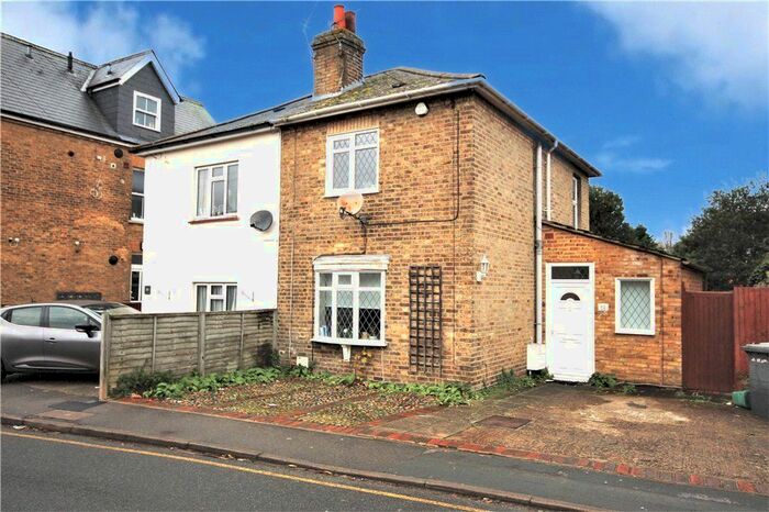 5 Bedroom Semi-Detached House To Rent In Rusham Road, Egham, Surrey, TW20
