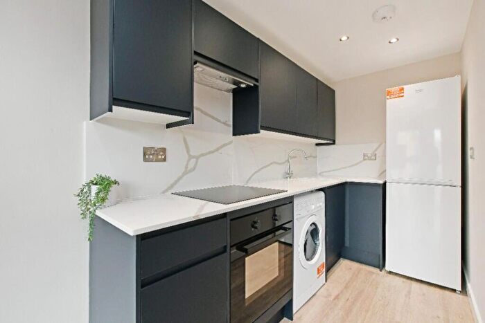 2 Bedroom Flat To Rent In Broomhall Street, Sheffield, S3