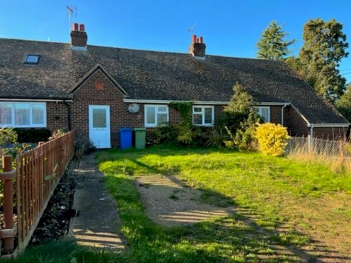 1 Bedroom Bungalow To Rent In Frinsted Road, Milstead, Sittingbourne, Kent, ME9