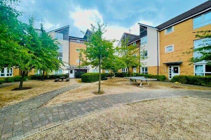 2 Bedroom Flat To Rent In Norton Farm Road, Bristol, BS10