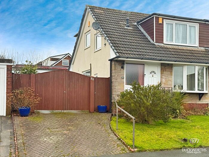 3 Bedroom Semi Detached House For Sale In Lydgate, Burnley, BB10