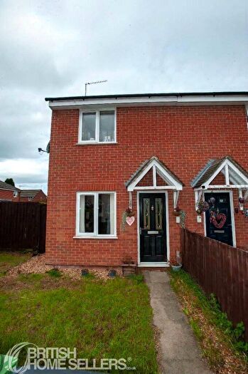 2 Bedroom Semi Detached House For Sale In Alma Chase, Terrington St. Clement, King's Lynn, Norfolk, PE34