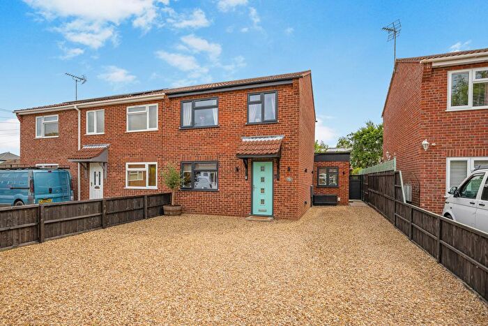 2 Bedroom Semi Detached House For Sale In Woodlands, Long Sutton, Lincolnshire, PE12