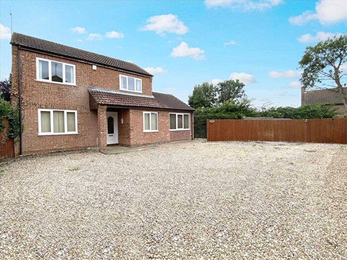 3 Bedroom Detached House For Sale In Gorse Lane, Leasingham, NG34