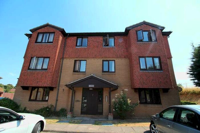 1 Bedroom Apartment To Rent In Hunting Gate, Colchester, CO1