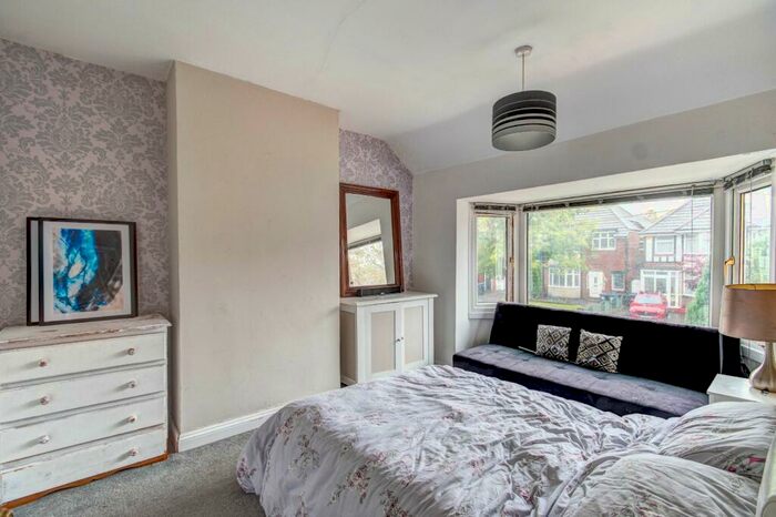 3 Bedroom End Of Terrace House For Sale In Mavis Road, Birmingham, West Midlands, B31