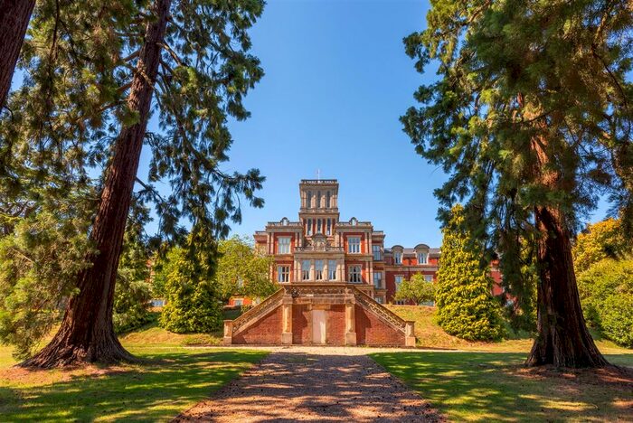 1 Bedroom Flat To Rent In Royal Earlswood Park, Redhill, RH1