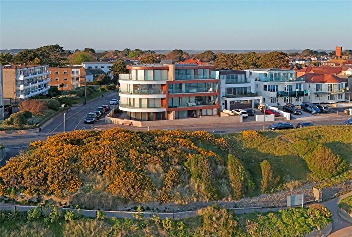 2 Bedroom Apartment For Sale In Southbourne Overcliff Drive, Bournemouth, BH6